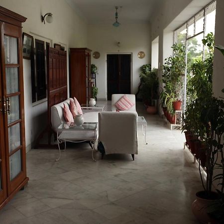 Loharu House Bed & Breakfast ชัยปุระ ภายนอก รูปภาพ